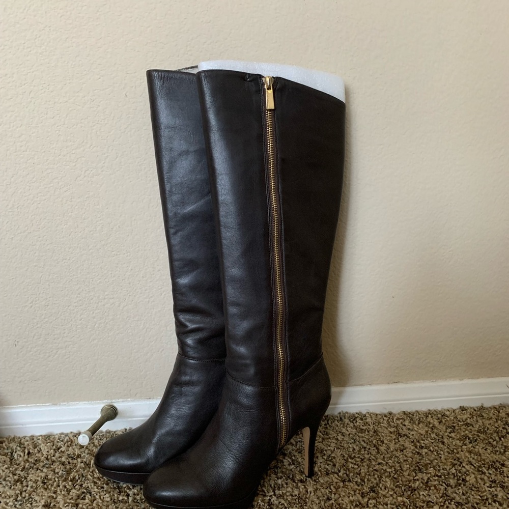 Vince camuto boots💕